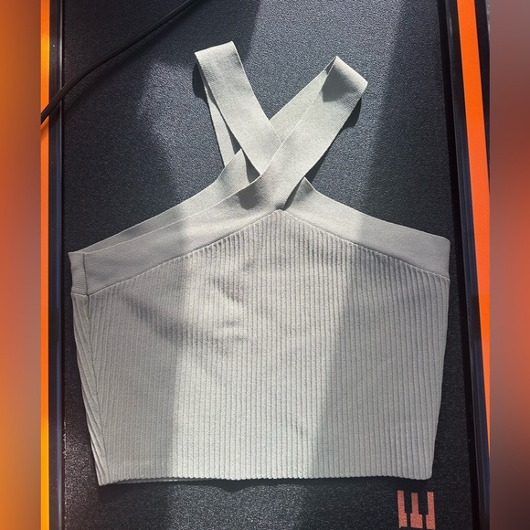 Debut women’s knit tank size M/L sage green - Picture 4 of 4